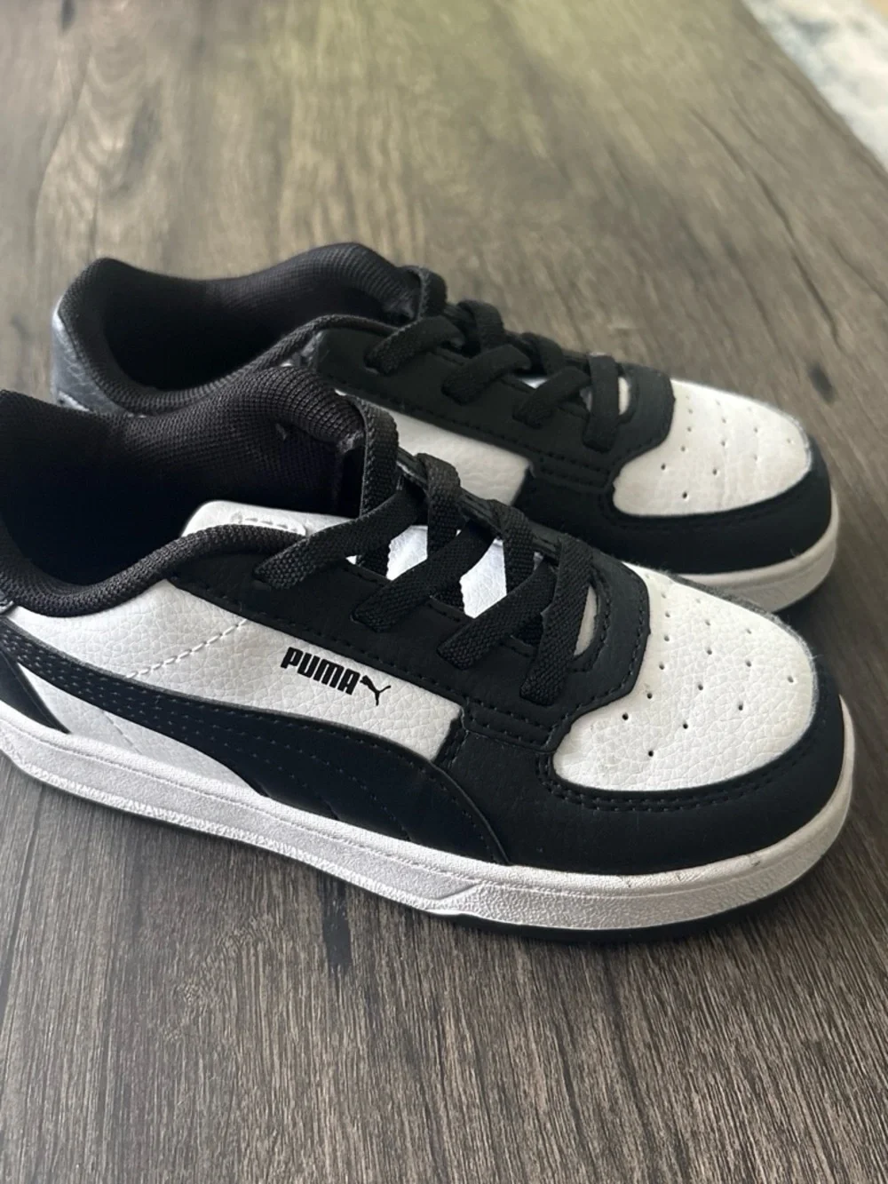 Puma Kids Black and White Low-Top Sneakers